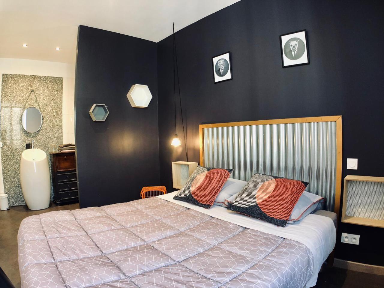 Appartements Entre Provence Et Camargue タラスコン エクステリア 写真
