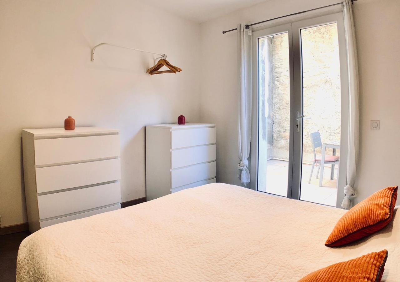Appartements Entre Provence Et Camargue タラスコン エクステリア 写真